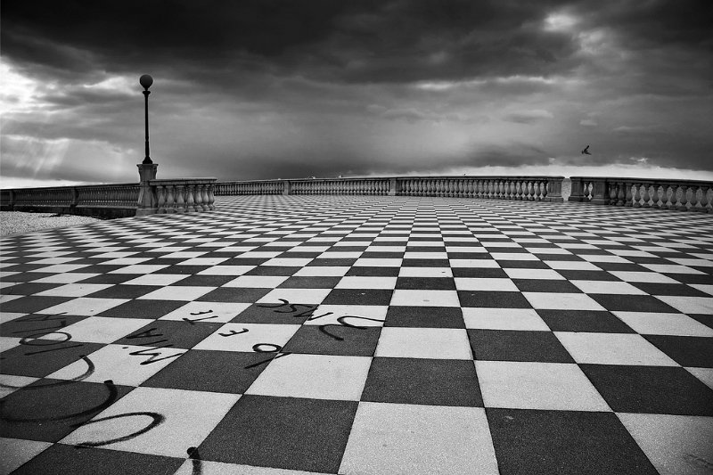 167 - checkerboard on the sea - BUGLI Pietro - italy.jpg